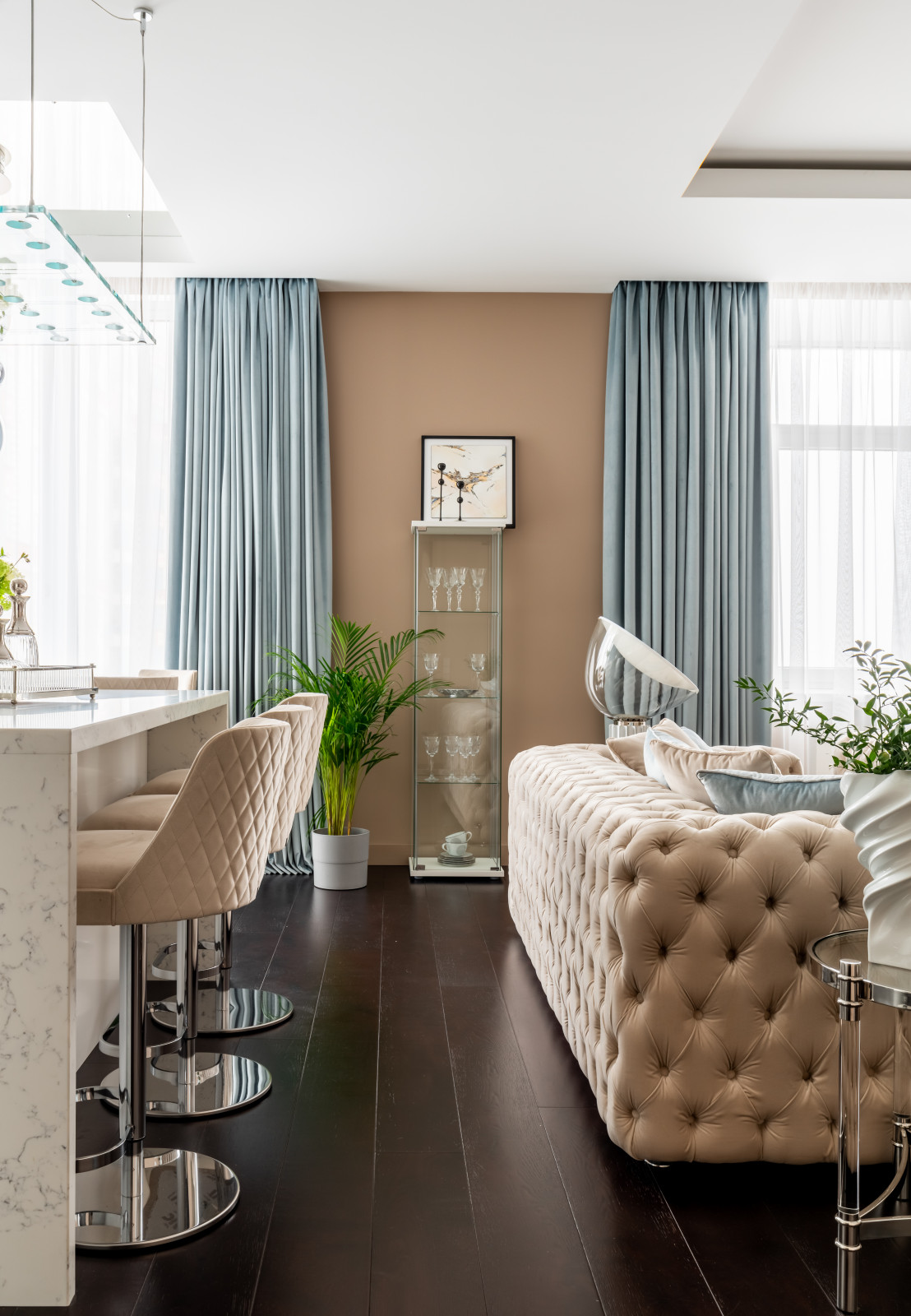 Бежевый и зеркала