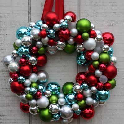Ornament Wreath contemporary