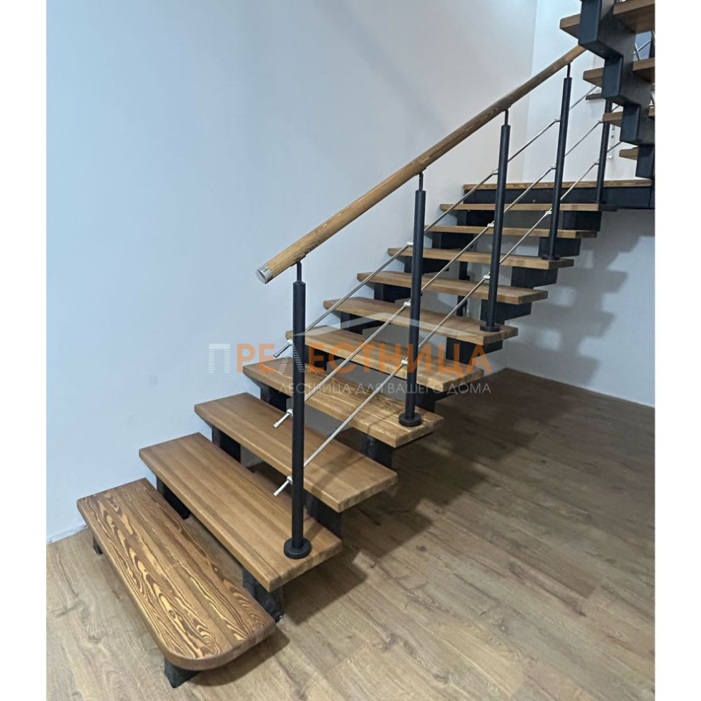 Открытая лестница на двойном косоуре Тандем-36