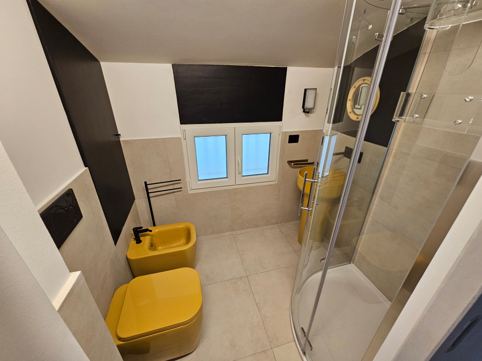 Bagno piano sottotetto rinnovato