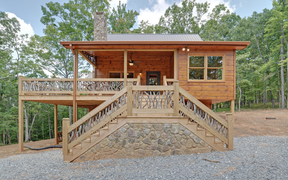 Home design - rustic home design idea in Atlanta