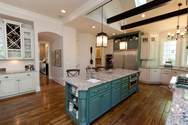 Vaulted Ceiling Kitchen maritim-kueche