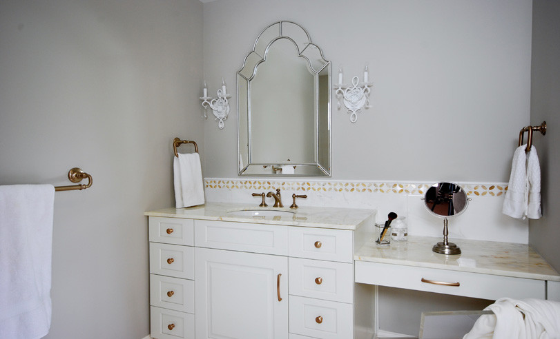 Home design - transitional home design idea in Philadelphia