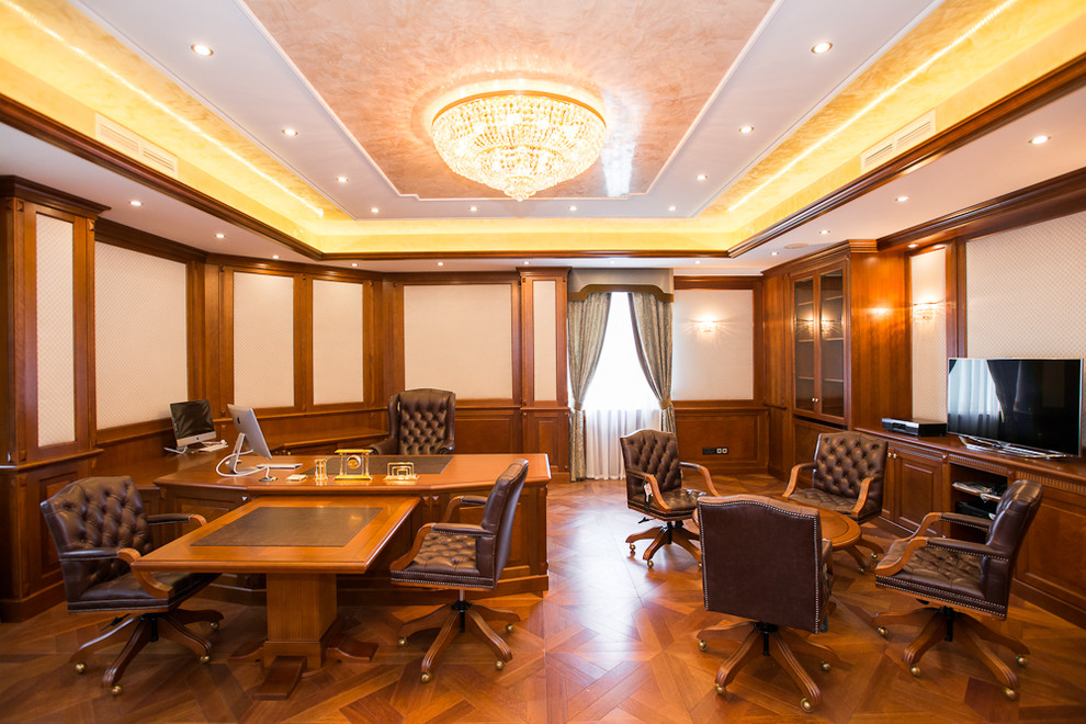 Кабинет в частном доме