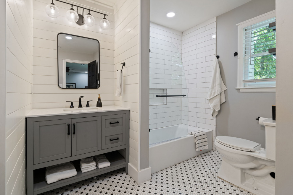 1950 River Way Drive