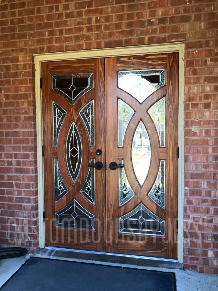 Design ideas for a mid-sized traditional front door in Houston with a double front door.