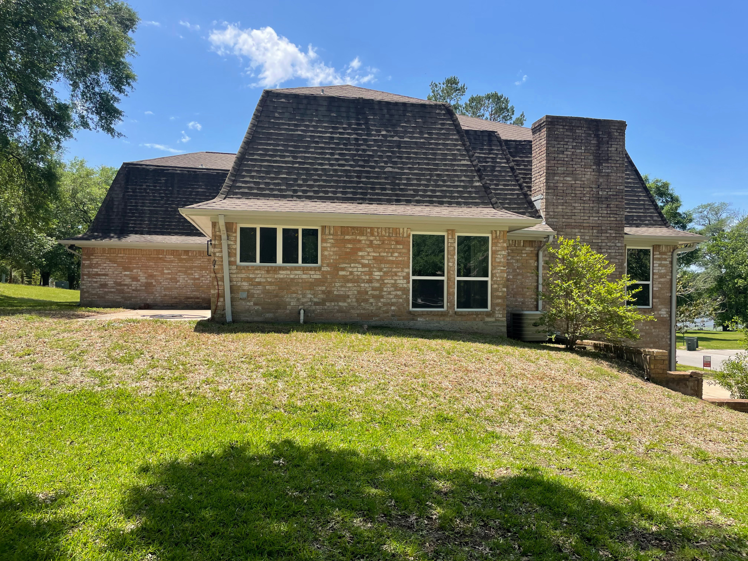 Green Briar Dr