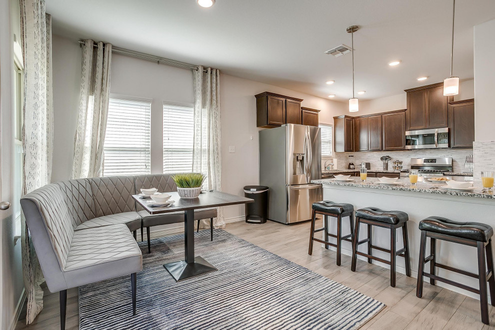 Inspiration for a transitional kitchen remodel in Dallas