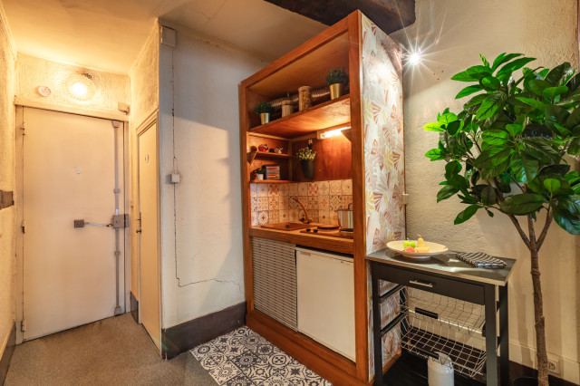 Studio de 24m&sup2; / Vide modern-kueche