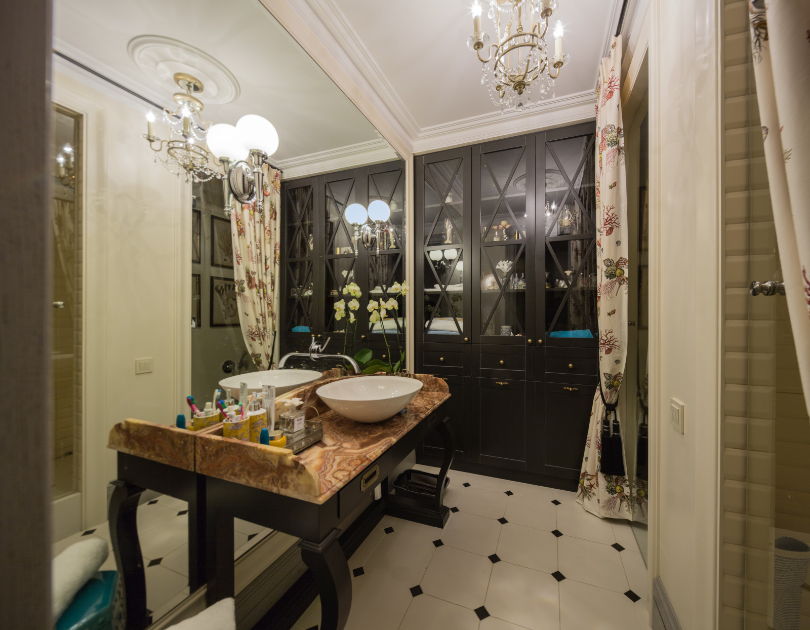 Шкаф в ванную комнату