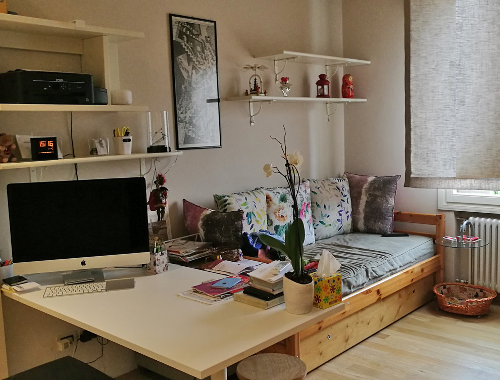 Spazio studio e camere ragazze, Bologna