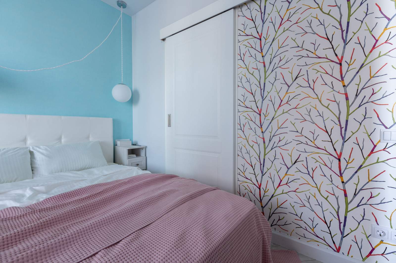 Дизайн-проект квартиры в ЖК "Новый Оккервиль" Минимализм с яркими акцентами 36м2