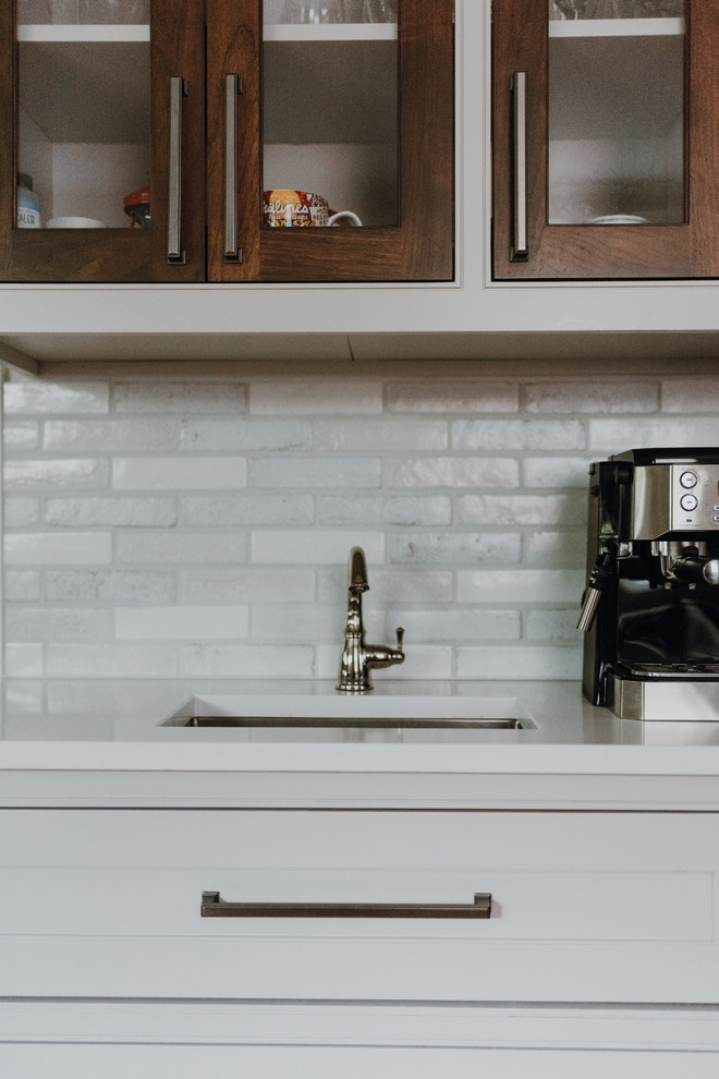 Transitional kitchen photo in Cleveland