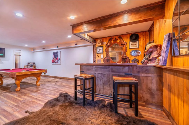 Ruby Ranch Mountain Gem rustic