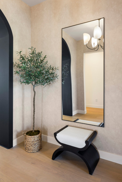 Sag Harbor Full Home Renovation modern-eingang