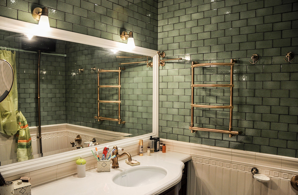 Свежая идея для дизайна: ванная комната среднего размера - отличное фото интерьера