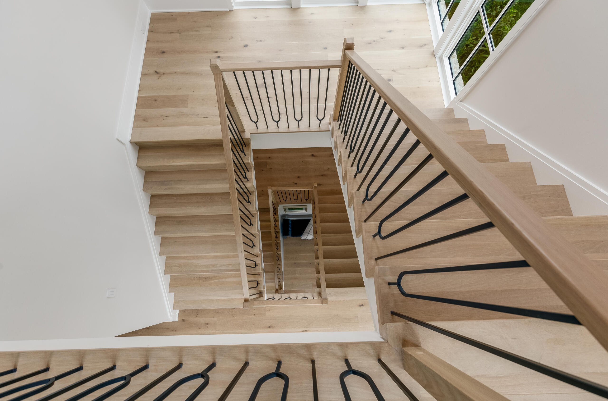Project #156 | Light-Filled Contemporary Staircase