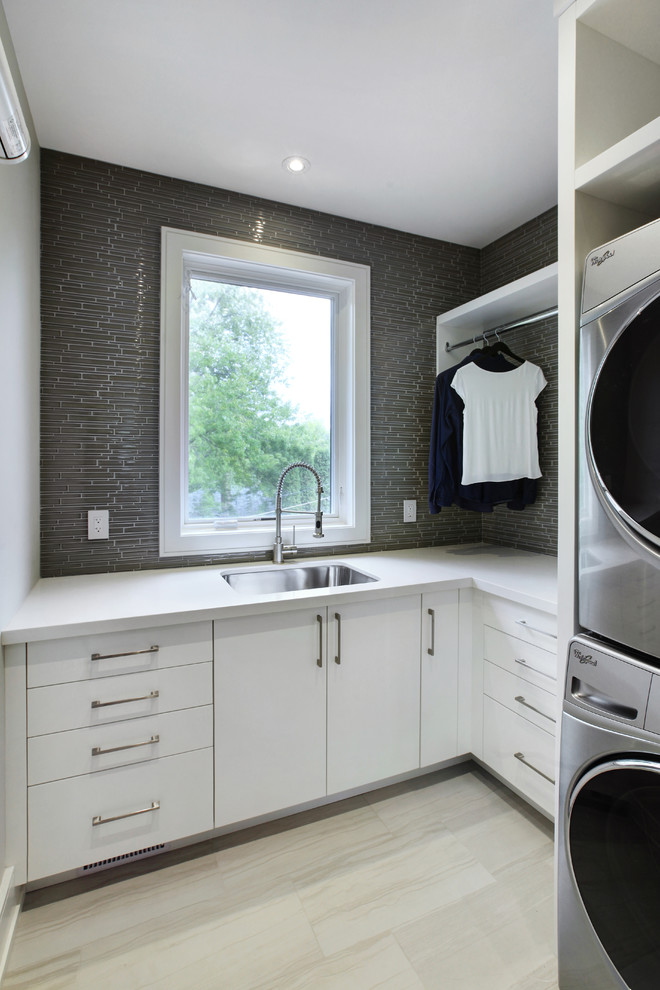 This is an example of a modern laundry room in Toronto.