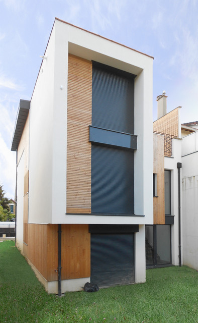 Fa&ccedil;ade c&ocirc;t&eacute; jardin 2 contemporary-fasad