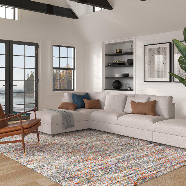 Granada Ezra Ivory, Blue, Orange, and Rust Olefin Shag Area Rug, 7' 10