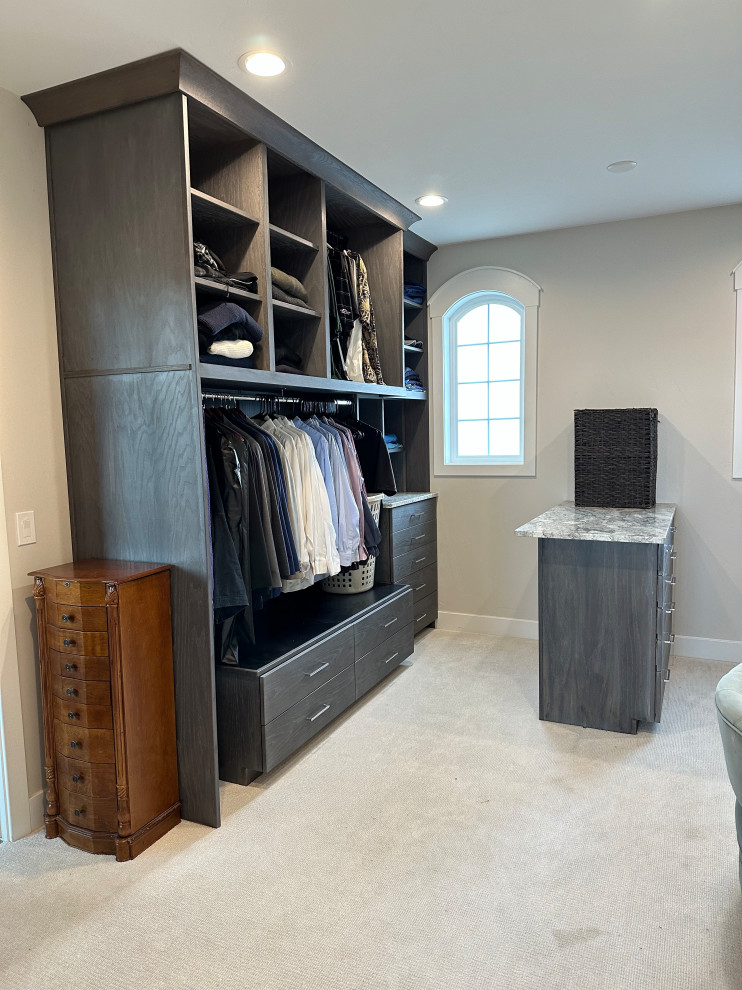 Kissing Camels Custom Closet Cabinets