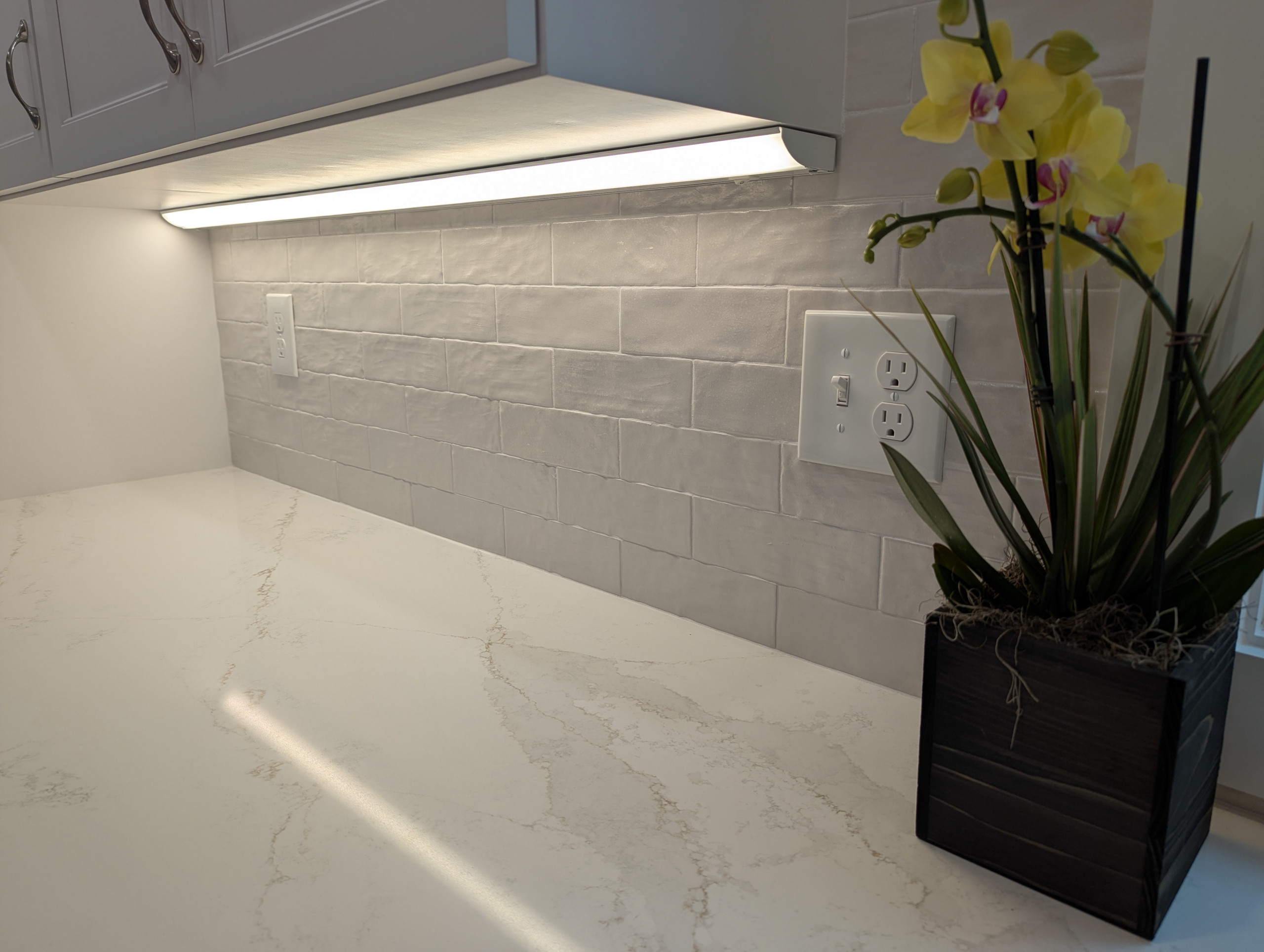 Under Cabinet Lighting & Myorka White Porcelain Backsplash Tile