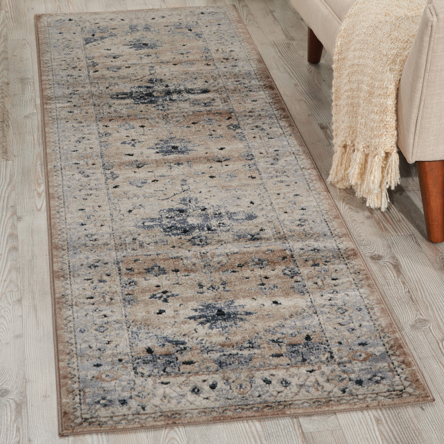Kathy Ireland Home Malta Mai02 Runner Rug, Beige/Blue, 2'2"x7'7
