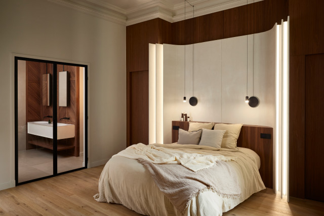 Longchamp contemporary-bedroom