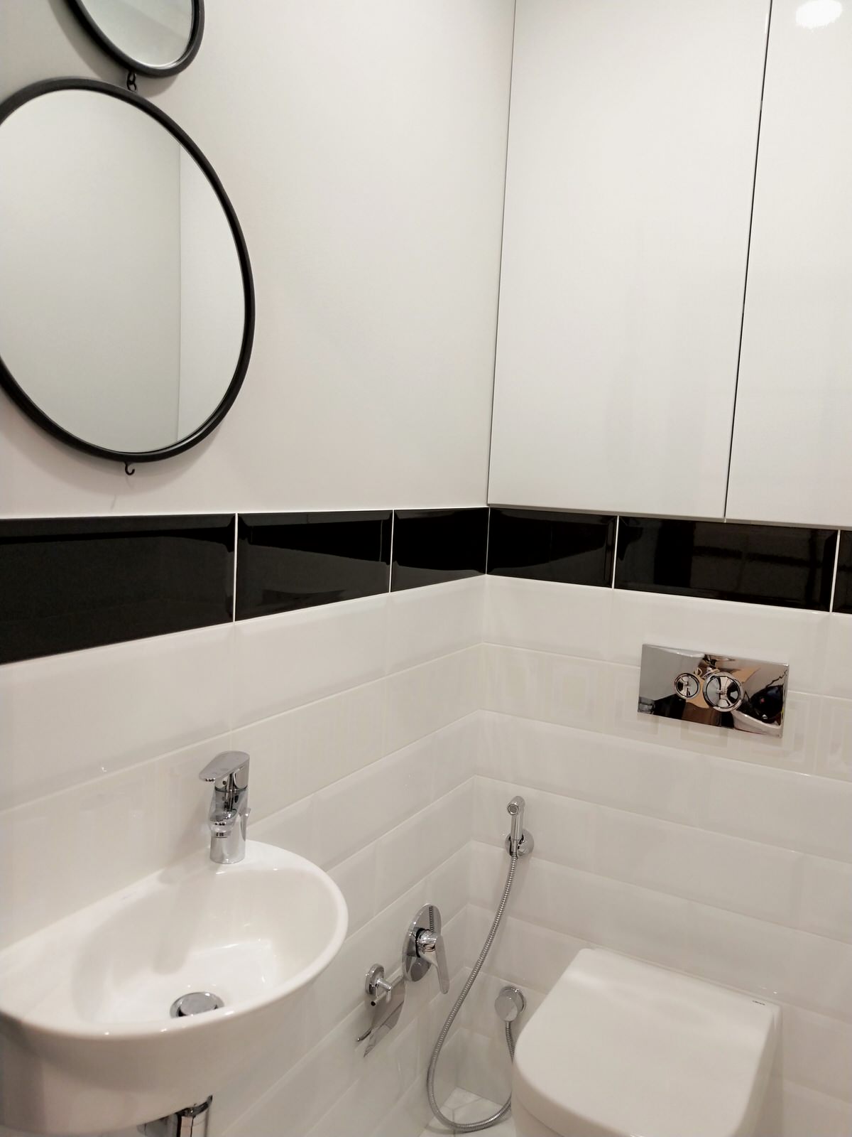 Графичная ванная комната