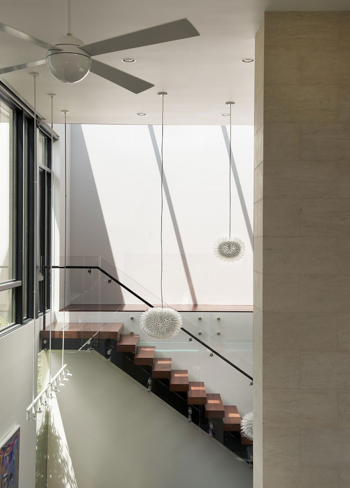 Стеклянные перила лестниц