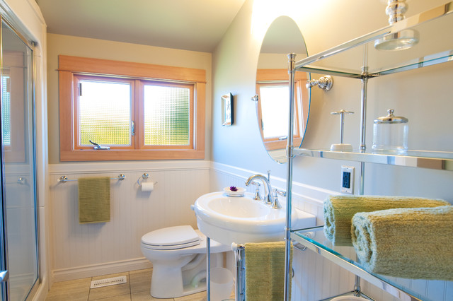 Perfect Panabode - Traditional - Bathroom - Vancouver - by Denise