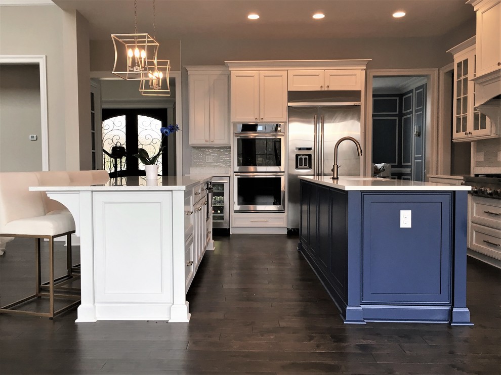 Elegant kitchen in white and blue