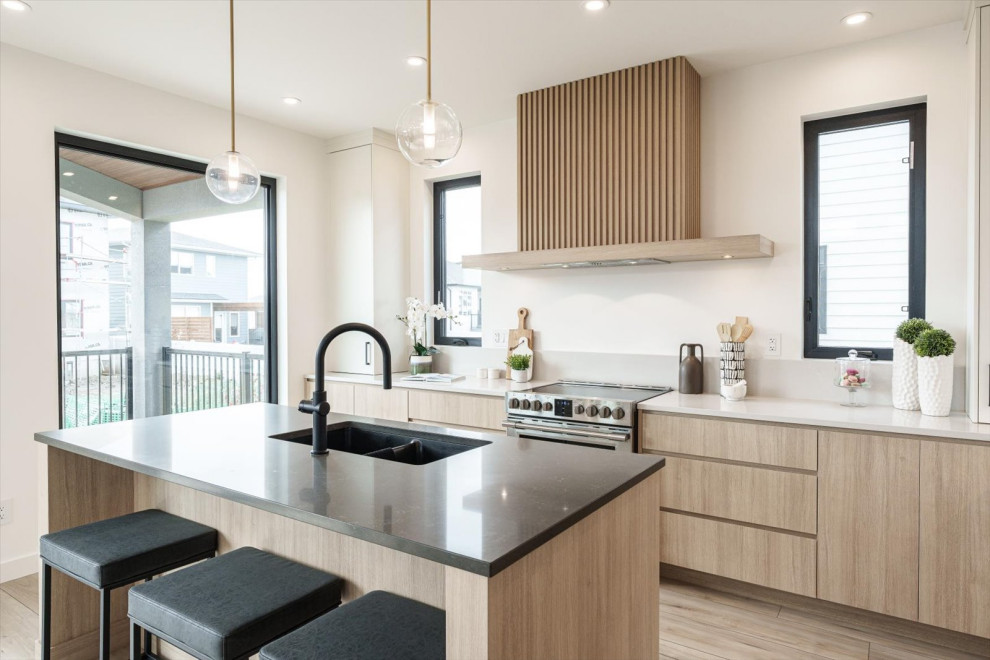 Kitchen - modern kitchen idea