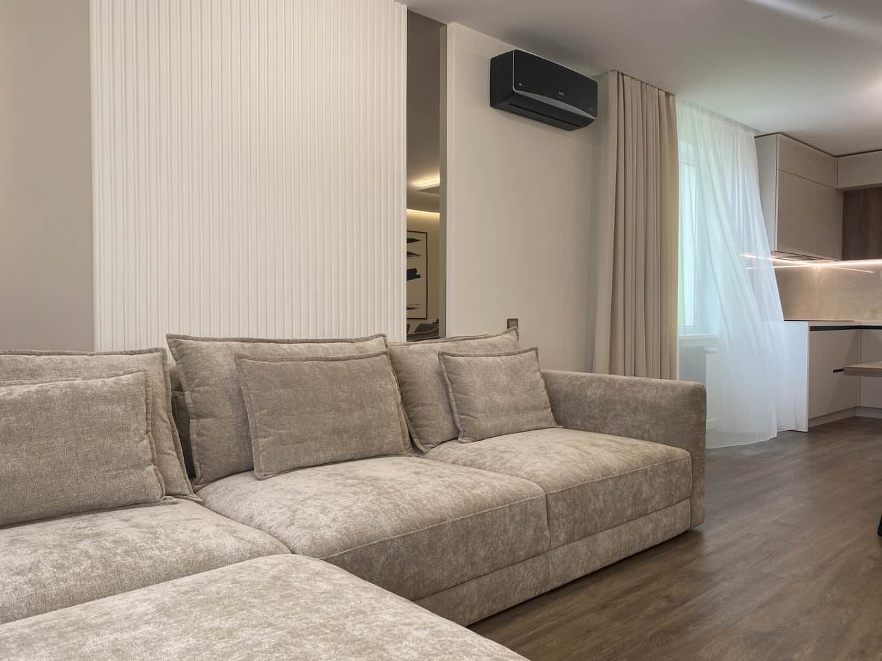 Проект трехкомнатной квартиры в Саратове. Реализация за 6 млн.