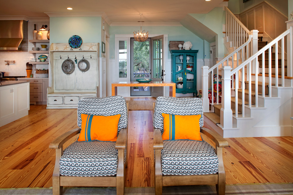Home design - transitional home design idea in Atlanta