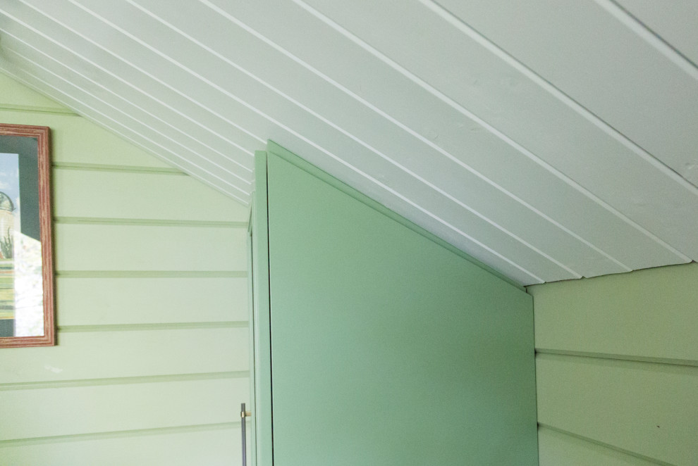 Встроенный шкаф из МДФ