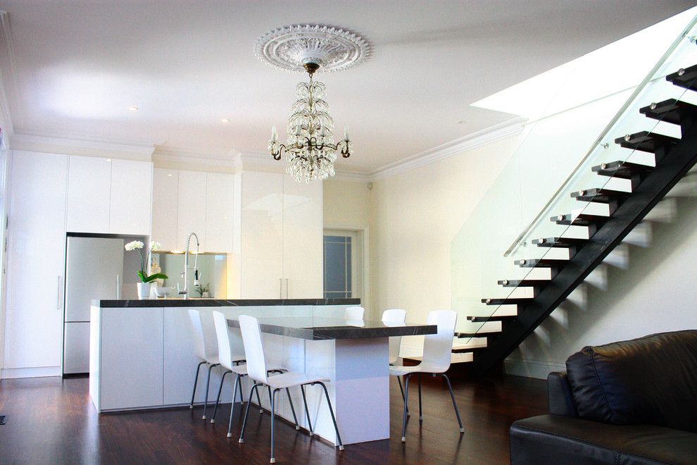 Photo of a contemporary kitchen in Melbourne with stainless steel appliances.