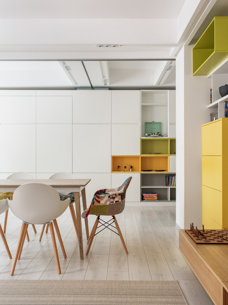 Белая квартира на Самарской площади