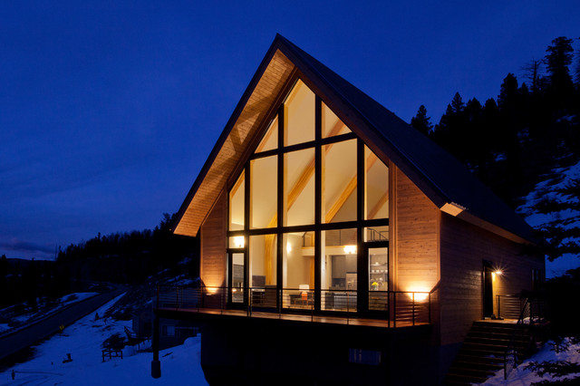 MOUNTAIN CABIN modern-exterior