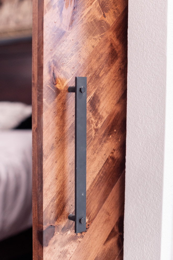 English Chestnut | Master Bathroom