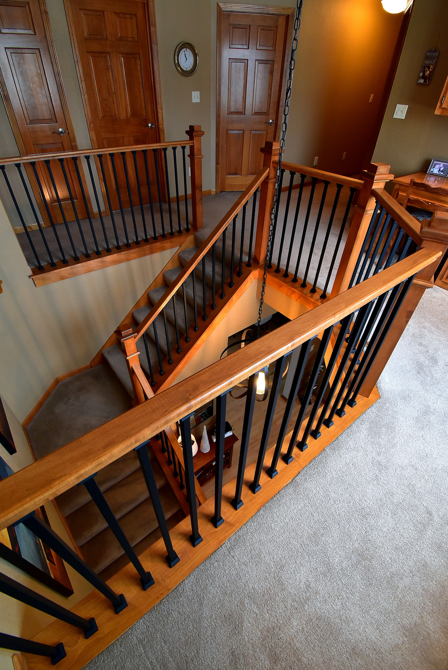 New Berlin Residence - Updated Handrail