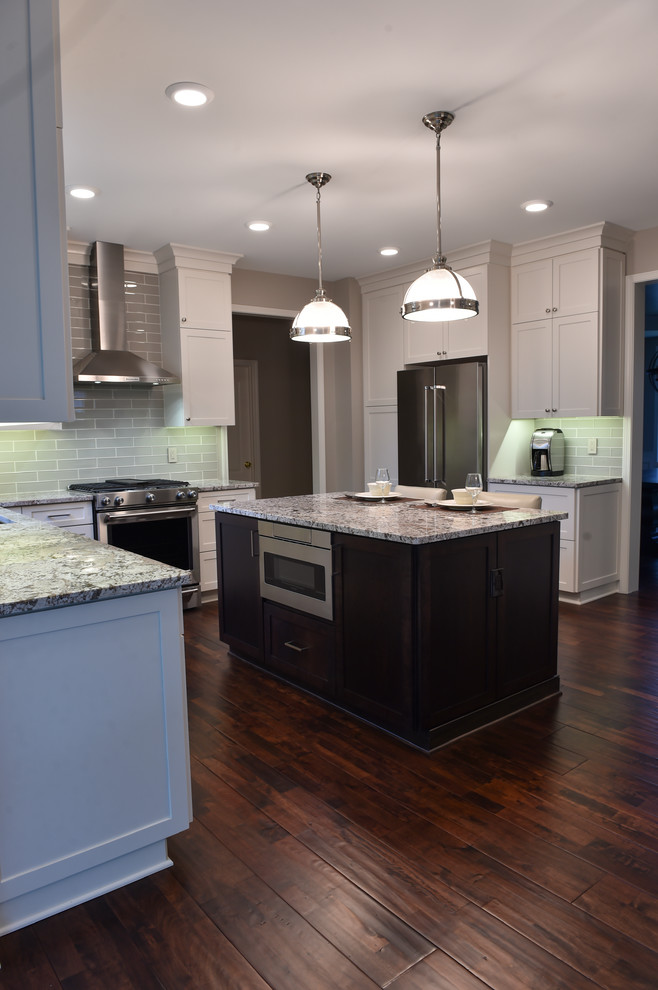 Inspiration for a transitional kitchen remodel in Cleveland