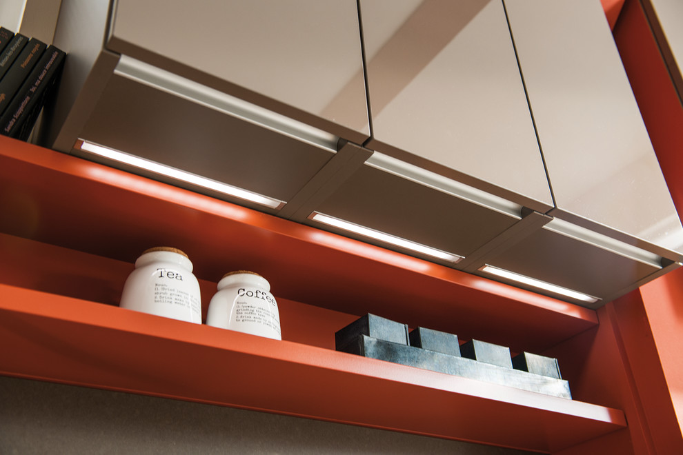 STRASS GLOSS | ARCOS SIGN