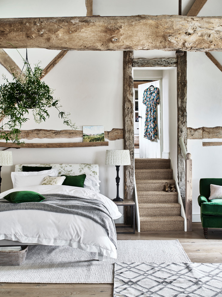 This is an example of a scandinavian bedroom in London.