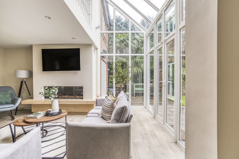 Staged to Sell - Part Furnished - Project Dovestone Gardens