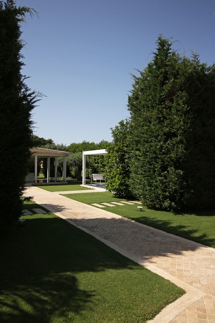 HMI contemporary-garden
