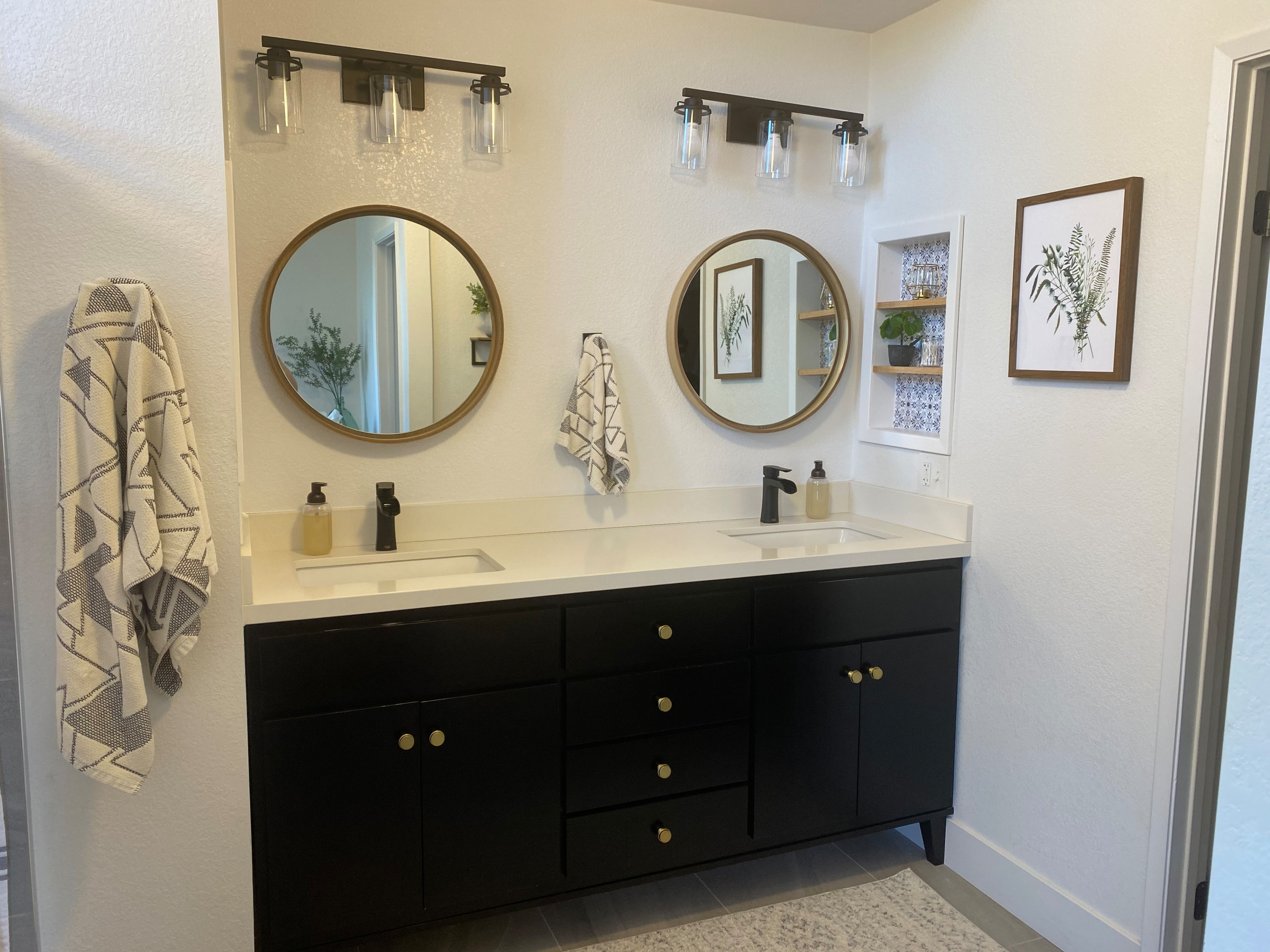 Modern Eclectic Bathroom