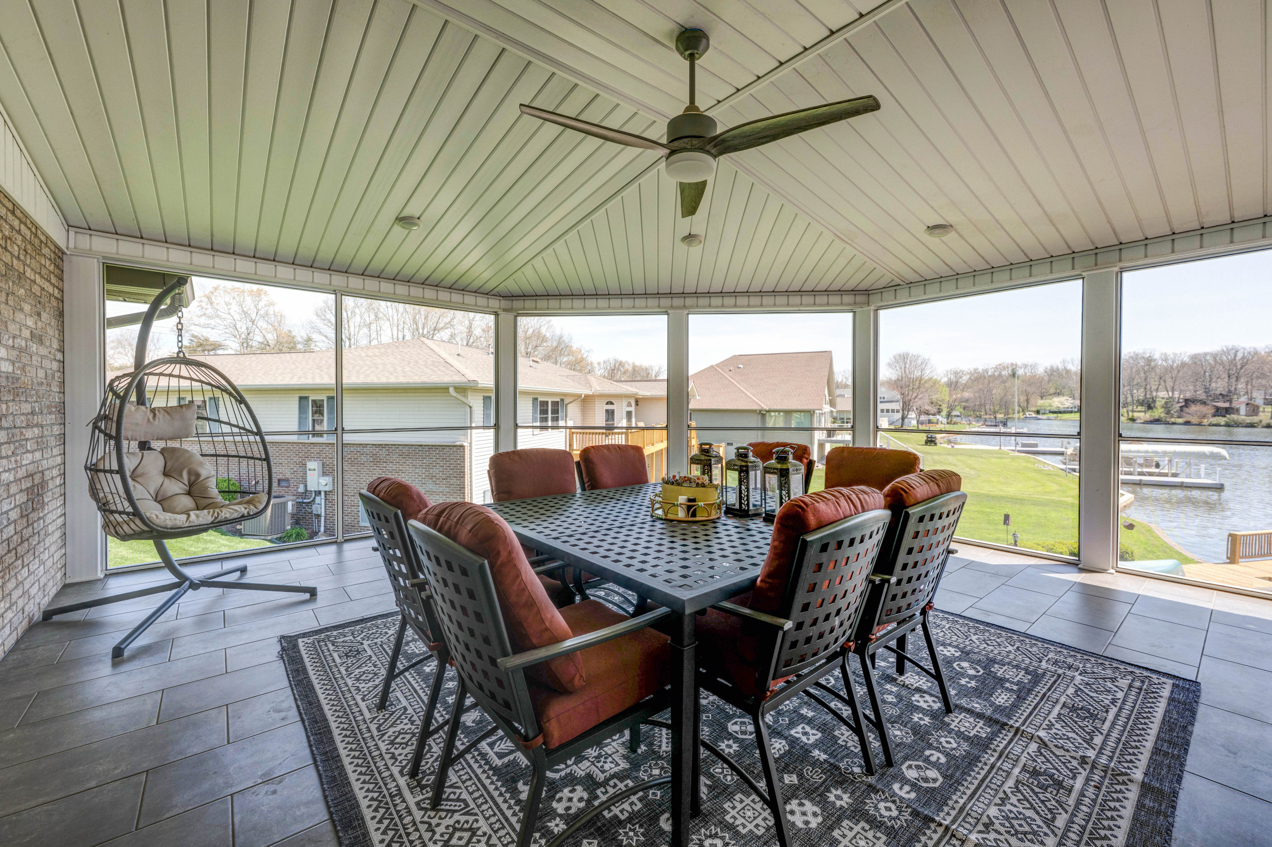 1246 ARROWHEAD DRIVE