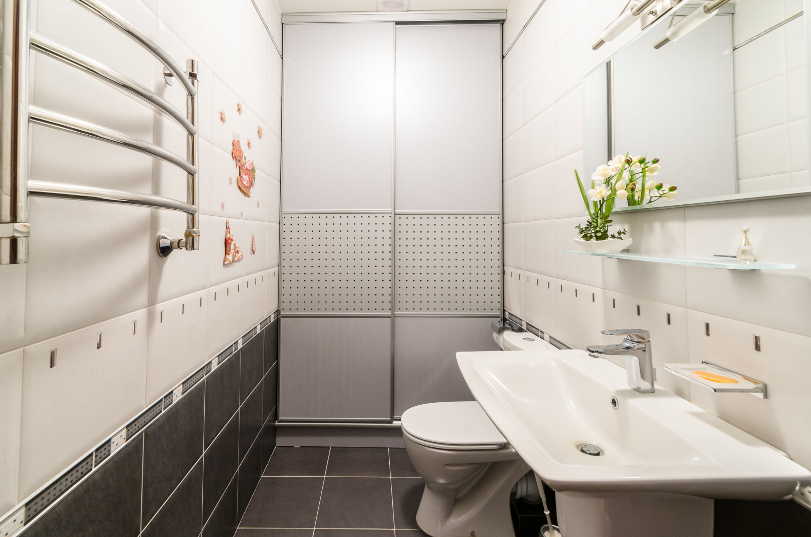 ОЧЕНЬ БОЛЬШОЙ- ШИКАРНЫЙ КОТТЕДЖ! В живописном месте, на берегу реки!