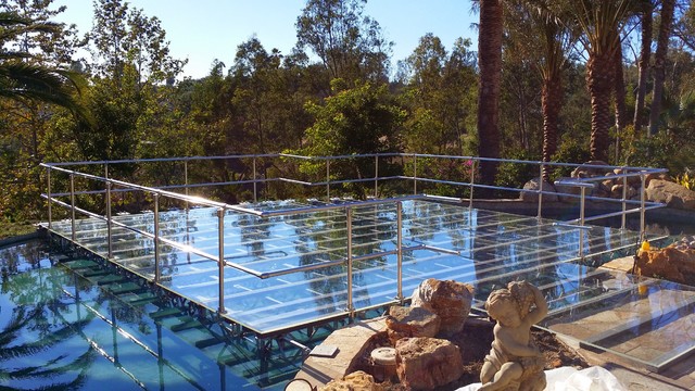 Clear Acrylic Pool Cover Over Swimming Pool For Wedding Dance Floor